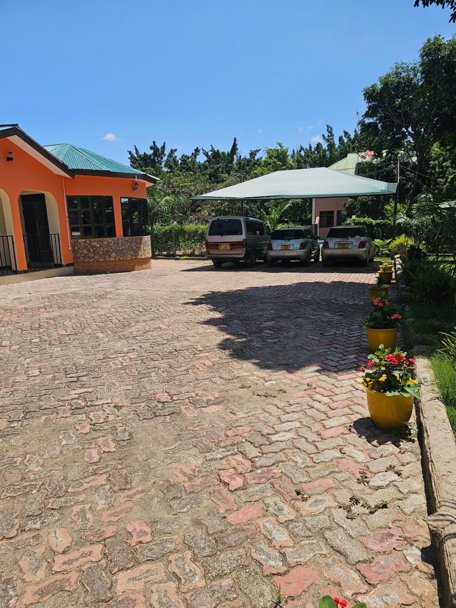 B-More Comfort Stay Boma la Ngombe Exterior foto