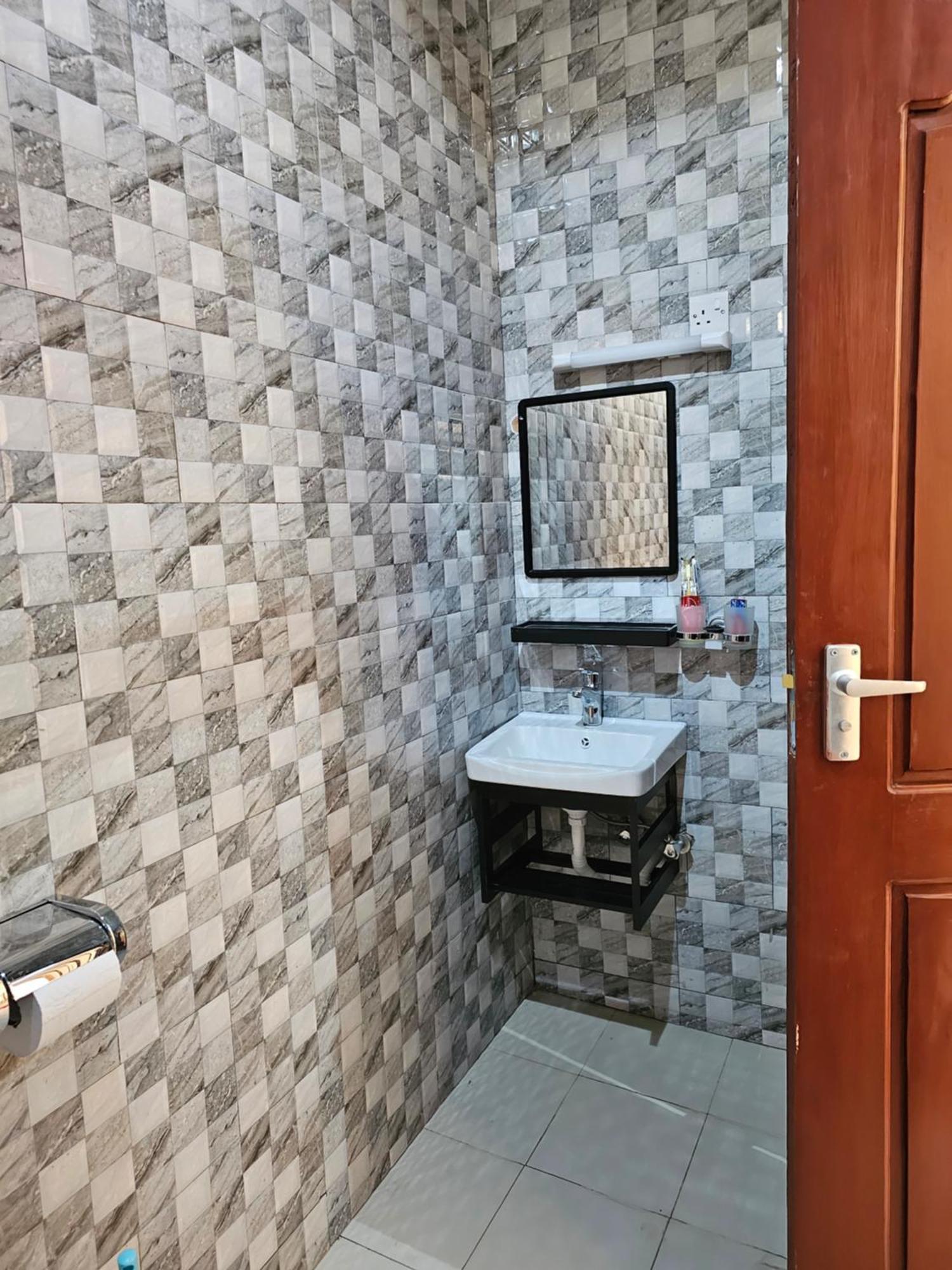 B-More Comfort Stay Boma la Ngombe Exterior foto