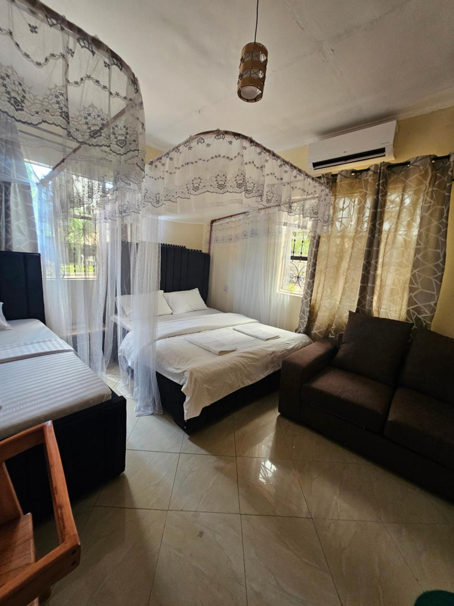 B-More Comfort Stay Boma la Ngombe Exterior foto
